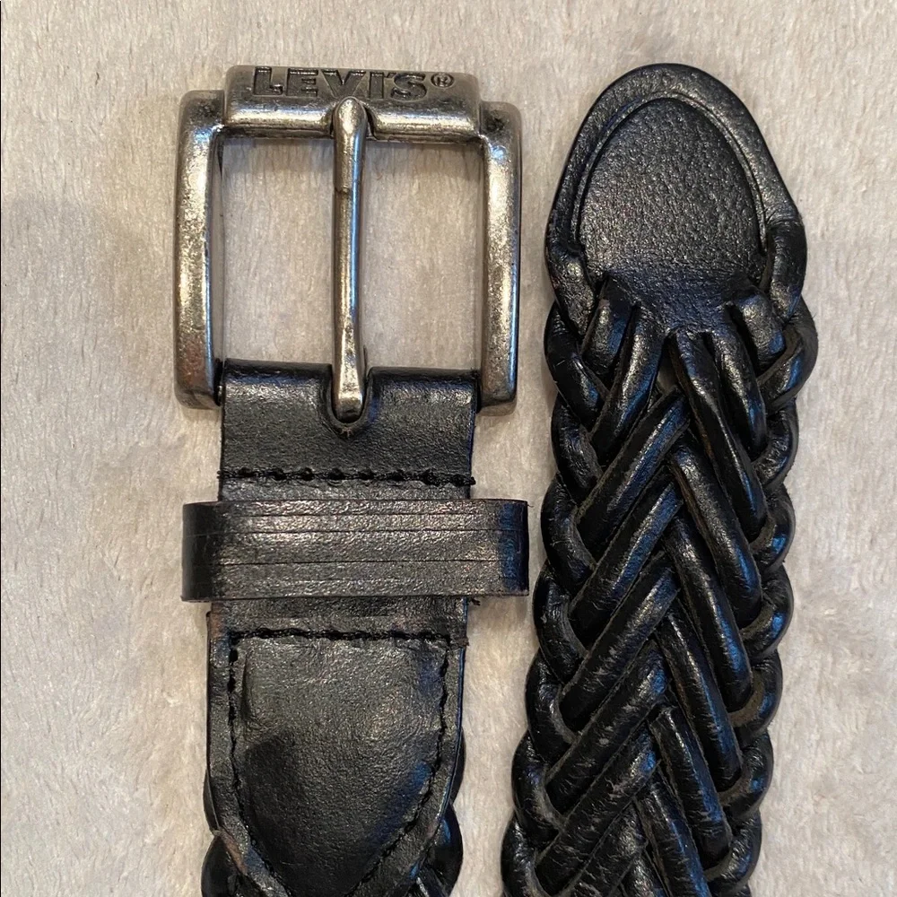 Levi’s men’s black braided leather silver buckle belt Sz L
